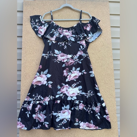 Pink and Blue Ruffled Tiered Cold Shoulder Midi Dress Size XL - Picture 1 of 7